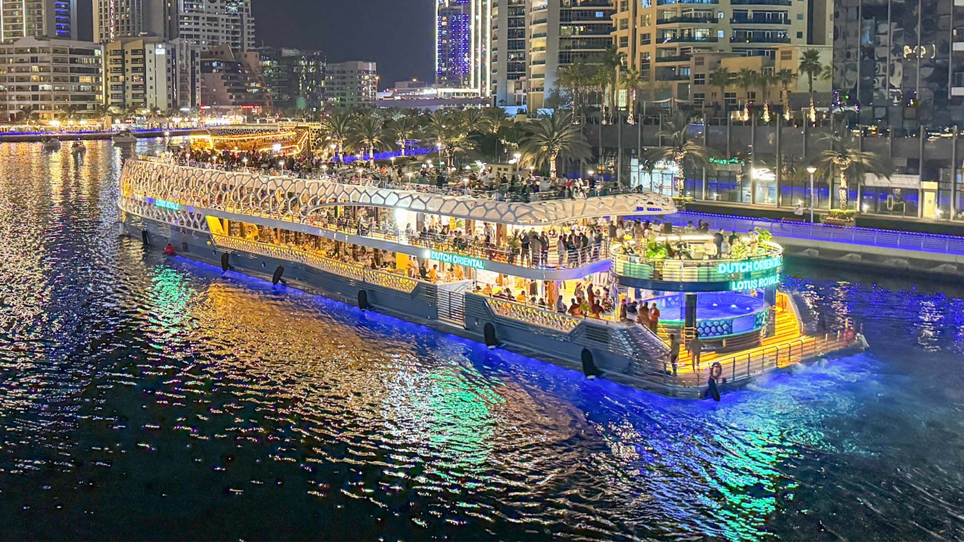Premium Lotus Royale Megayacht Dinner Cruise in Dubai